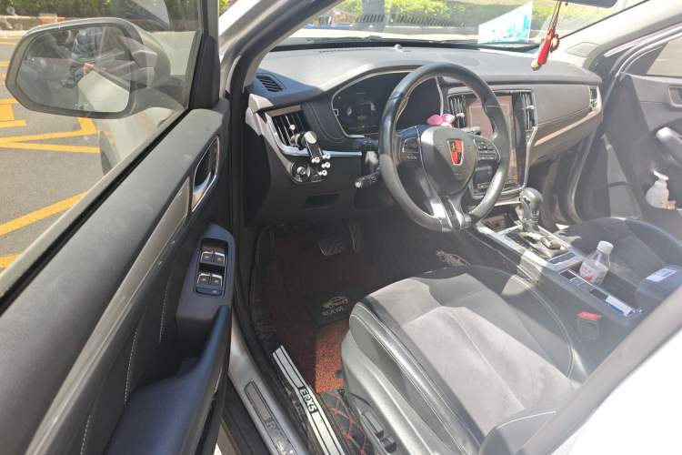 Used Roewe RX5 New Energy 2017 eRX5 50T Hybrid Connected Prestige Flagship Edition Driver Seat