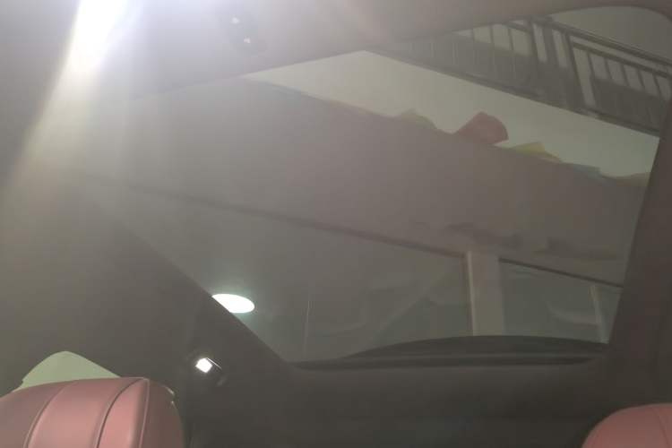 Used Hima AITO M5 2025 Extended-Range Ultra Rear-Wheel-Drive Version Headliner