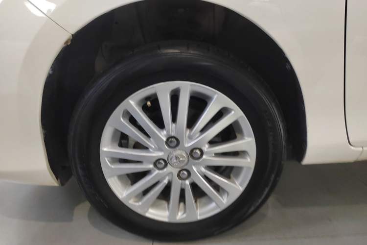 Used Toyota Vios 2017 1.5L CVT Innovation Edition Left Front Wheel Hub