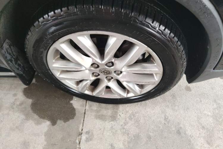 Used Buick Envision 2020 28T Four-Wheel Drive Elite Version Right Front Wheel Hub