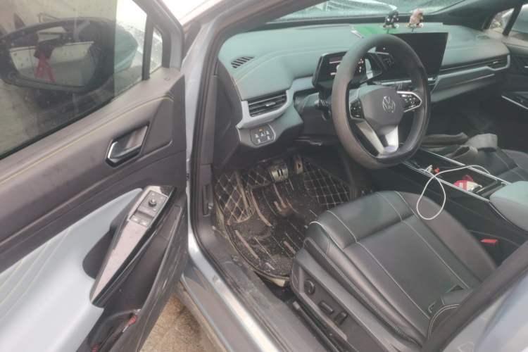 Used Volkswagen ID.4 X 2021 Pure Edition Driver Seat