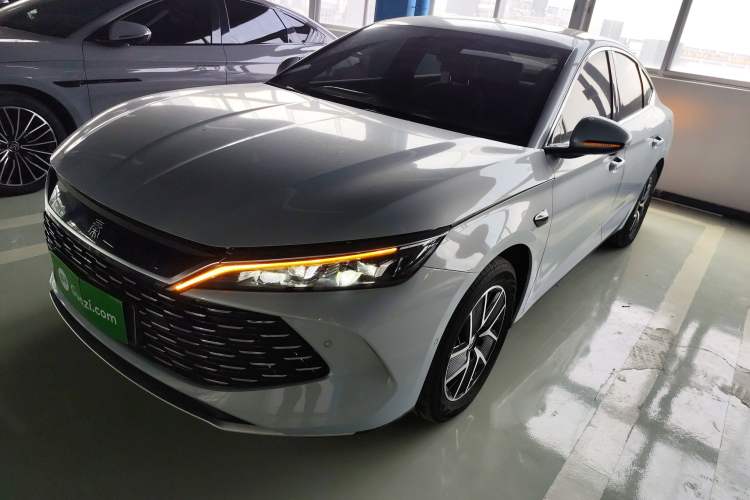 Used BYD Qin L 2025 DM-i Smart Drive 120KM Superior Model