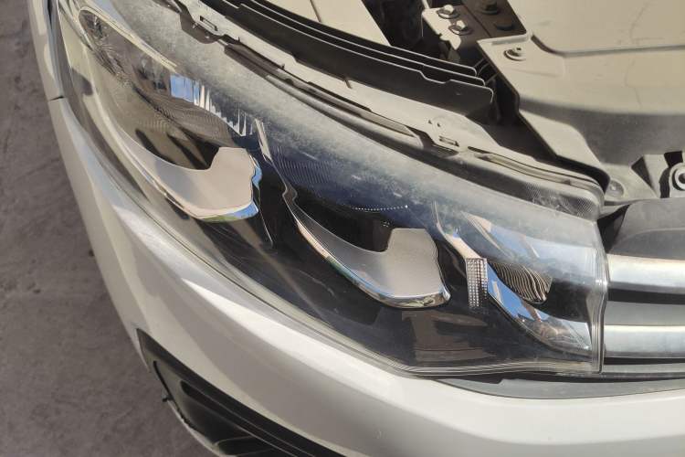 Used Citroen Elysee 2018 1.6L Manual Fashion Edition Right Front Headlight