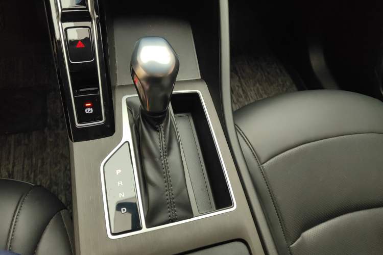 Used Roewe i5 2023 1.5L CVT Luxury Edition
