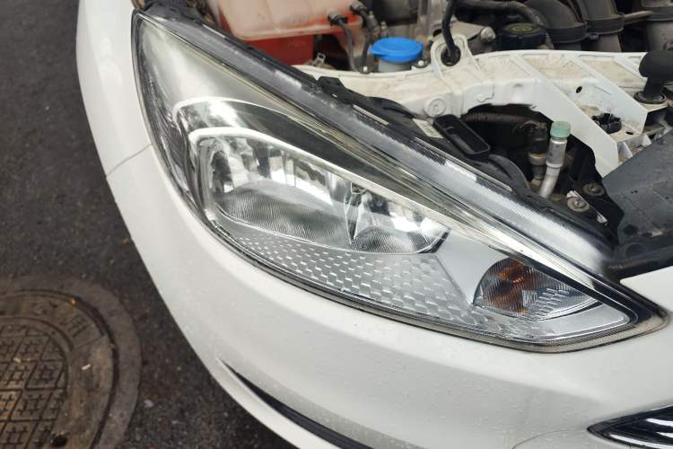 Used Ford Focus 2017 Sedan 1.6L Manual Comfort Plus SmartDrive Edition
