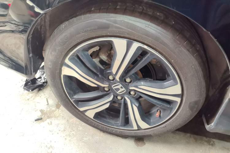 Used Honda Civic 2016 220TURBO CVT Prestige Edition Right Rear Wheel Hub