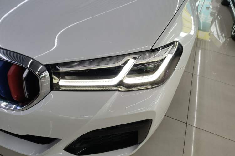 Used BMW 5 Series 2022 525Li M Sport Package Left Front Headlight
