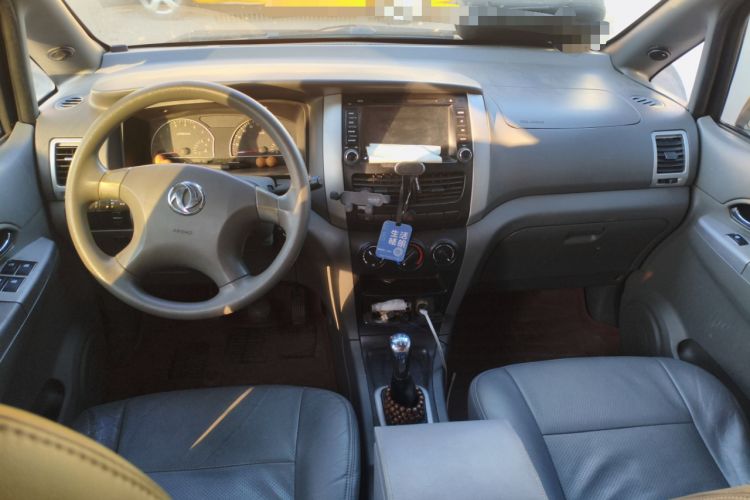 Used Dongfeng Shuaike 2011 1.6L Manual Luxury 7-Seater