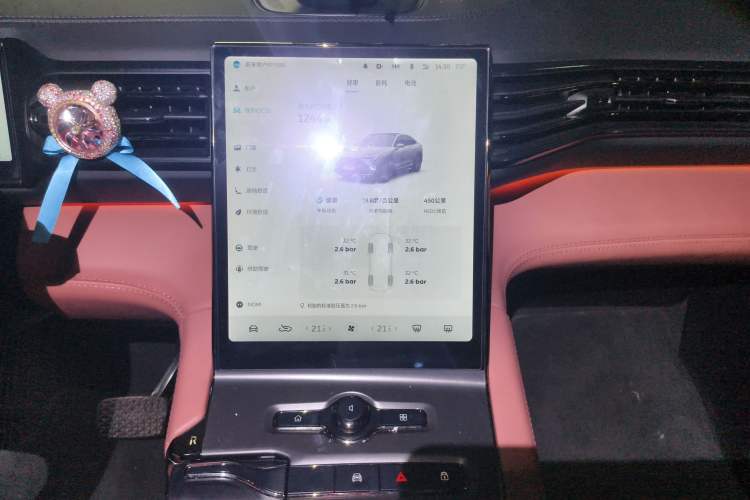 Used Nio EC6 2020 605 km Sport Edition Audio And AC Panel