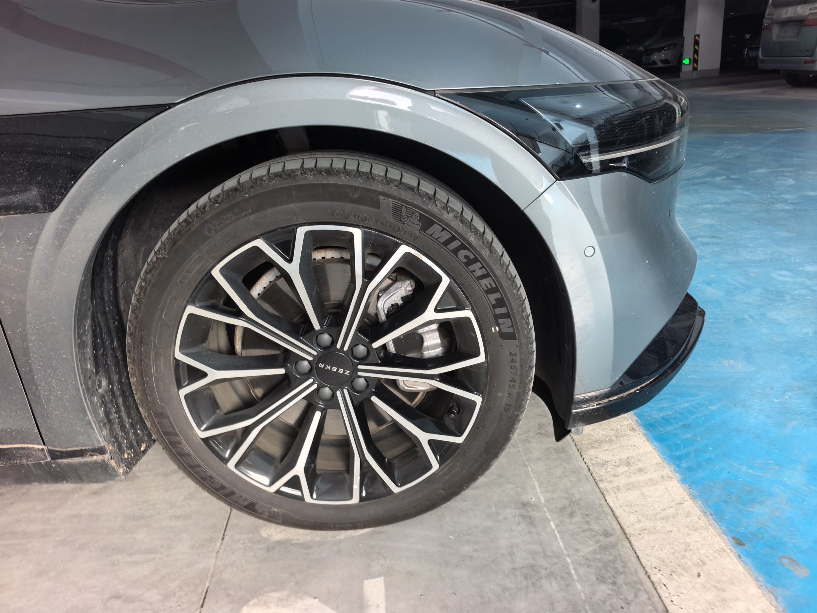Zeekr 007 2024 Rear-Drive Intelligent Driving Version 75 kWh — снимка 8