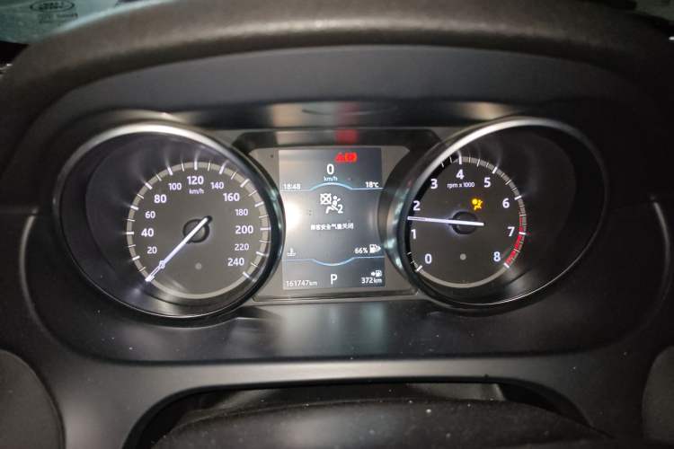 Used Land Rover Discovery Sport 2018 240 PS SE Version Instrument Cluster