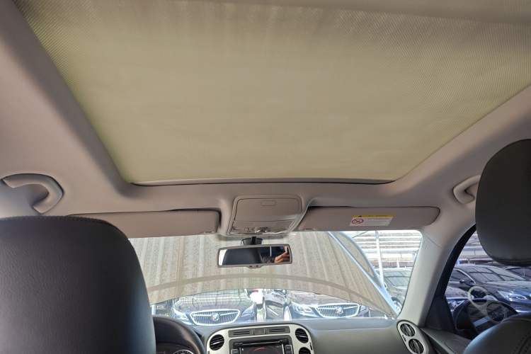 Used Volkswagen Tiguan 2015 1.8TSI Automatic Two-Wheel Drive Luxury Model