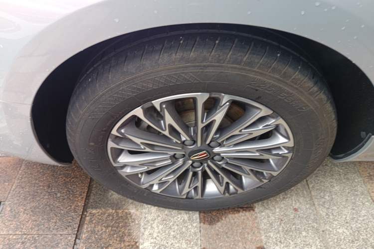 Used Hongqi H5 2023 2.0T Automatic Smart Connect Flagship Edition