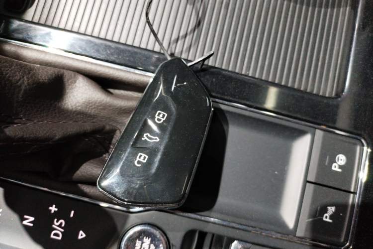 Used Volkswagen Teramont 2017 330TSI Two-Wheel-Drive Luxury Edition