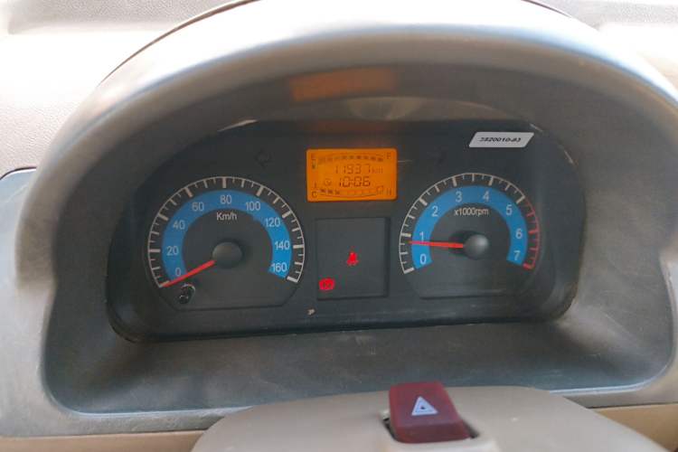 Used Dongfeng Xiaokang V27 2011 1.3L Base Version Extended Edition BG13-20 Instrument Cluster