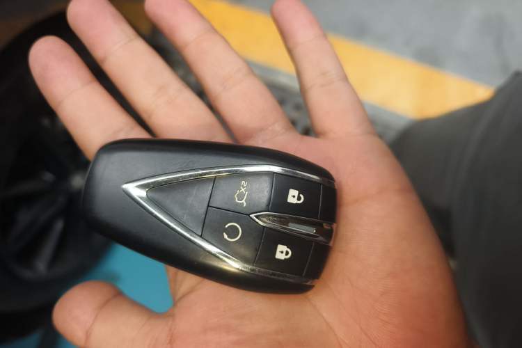 Used CHANGAN UNI-V 2023 1.5T Prestige Model Vehicle Key