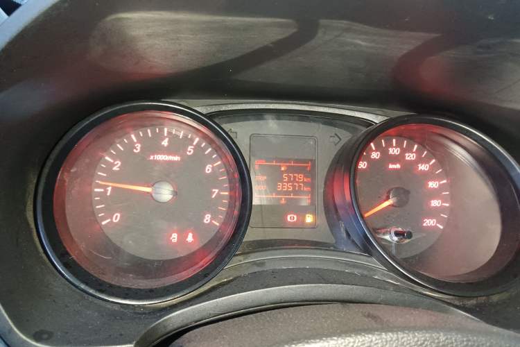 Used Wuling Hongguang 2021 1.5L Revised S Base Version with Electric Power Steering LAR