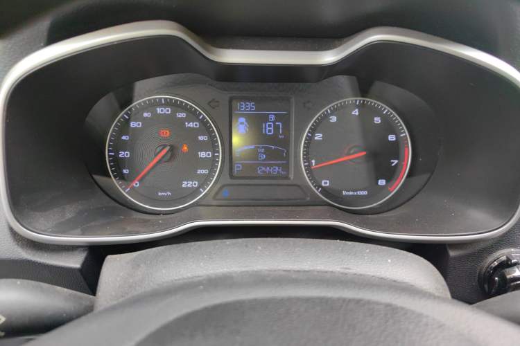 Used MG ZS 2017 1.5L Automatic Elite Edition Instrument Cluster