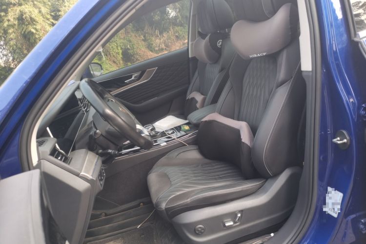 Used Hongqi HS5 2022 Facelifted Version 2.0T Smart Connect Flagship All-Wheel-Drive Edition Left Front Seat