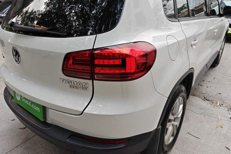 Used Volkswagen Tiguan 2016 300TSI Automatic Two-Wheel Drive Trend Edition Exterior 3