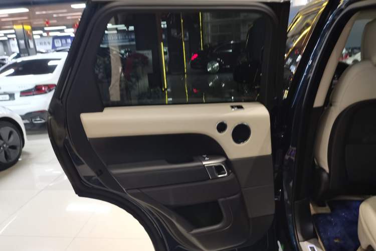 Used Land Rover Range Rover Sport 2022 3.0 L6 Ink Blue Glitter Edition