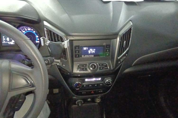 Used Changan CS15 2016 1.5L Manual Fashion Edition