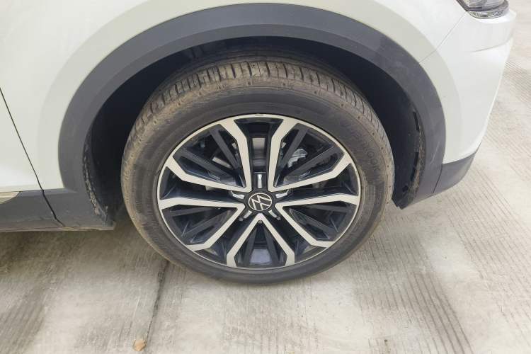 Used Volkswagen T-ROC 2022 280TSI DSG Two-Wheel Drive Comfort PLUS
