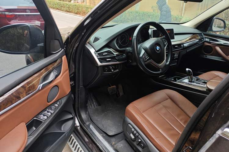 Used BMW X5 2014 xDrive35i Elegant Edition
