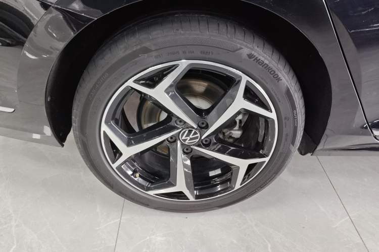 Used Volkswagen Passat 2024 330TSI Starry Elite Edition
