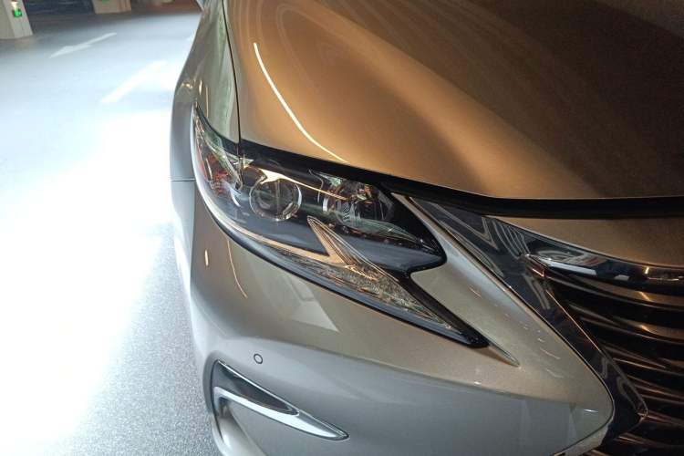 Used Lexus ES 2015 200 Comfort Edition