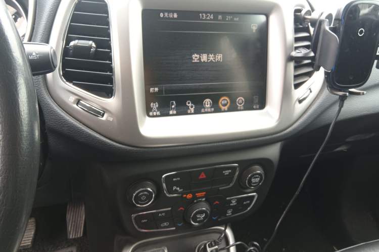 Used Jeep Compass 2017 200T Automatic Family Edition