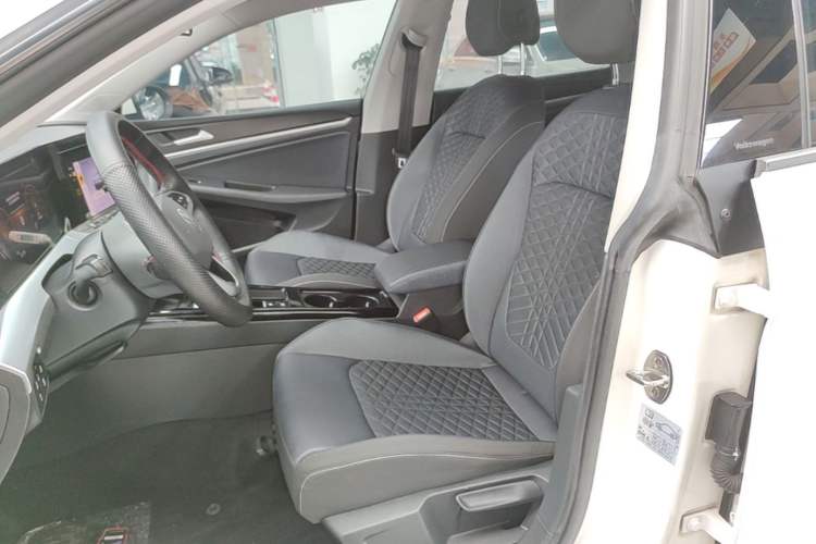 Used Volkswagen Lamando 2022 Lavida L 280TSI DSG Hot Edition
