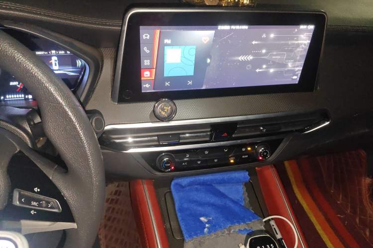 Used SAIC MAXUS D90 2017 2.0T Manual Two-Wheel Drive Mars
