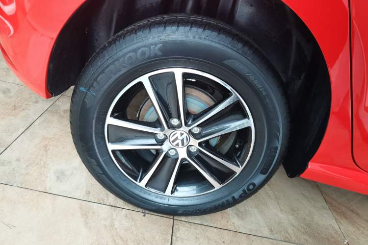 Used Volkswagen Polo 2016 1.4L Automatic Trendy Model Right Rear Wheel Hub