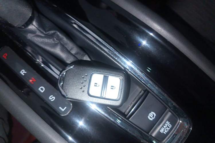 Used Honda Vezel 2020 220 TURBO CVT Luxury Edition