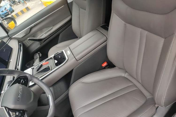 Used SAIC MAXUS G70 2024 2.0T Automatic Flagship Version 7 Seats
