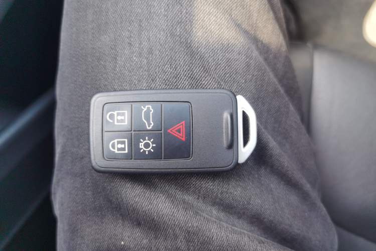 Used Volvo S60 2018 S60L T3 Smart Progress Edition