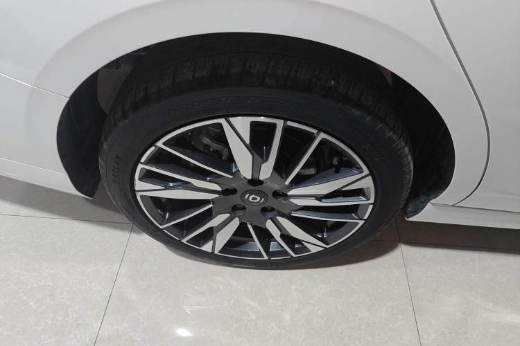 Used CHANGAN NEVO A05 2024 Truly Delicious Version 145 Beyond-Excellent Type Exterior 5