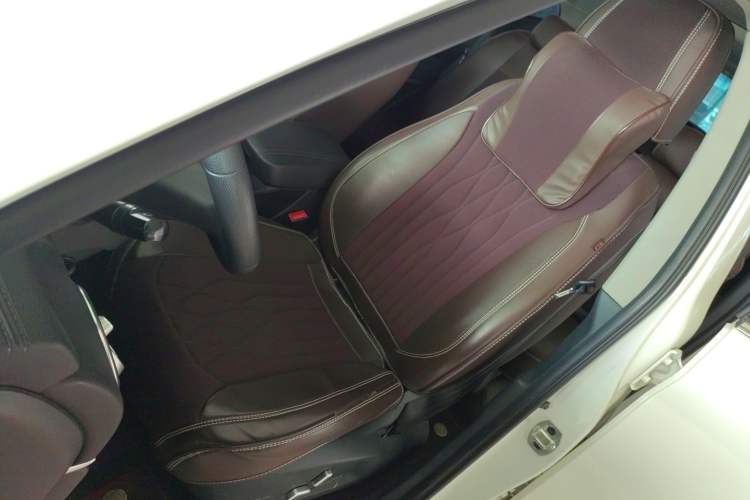 Used JAC Group Refine S7 2018 Super Edition 251T Automatic Supreme 5-Seater