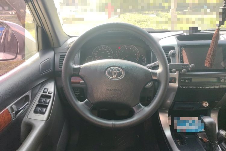 Used Toyota Prado 2004 GX 2.7 Automatic Model
