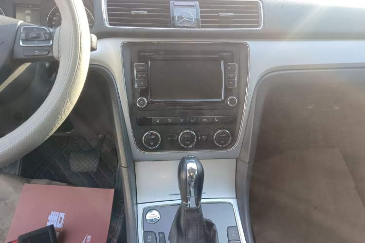 Used Volkswagen Passat 2014 1.8TSI DSG Prestige Edition
