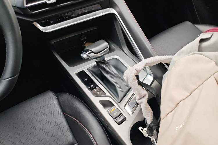 Used CHANGAN CS35PLUS 2021 Revised Version Blue Whale NE 1.4T DCT Luxury Edition
