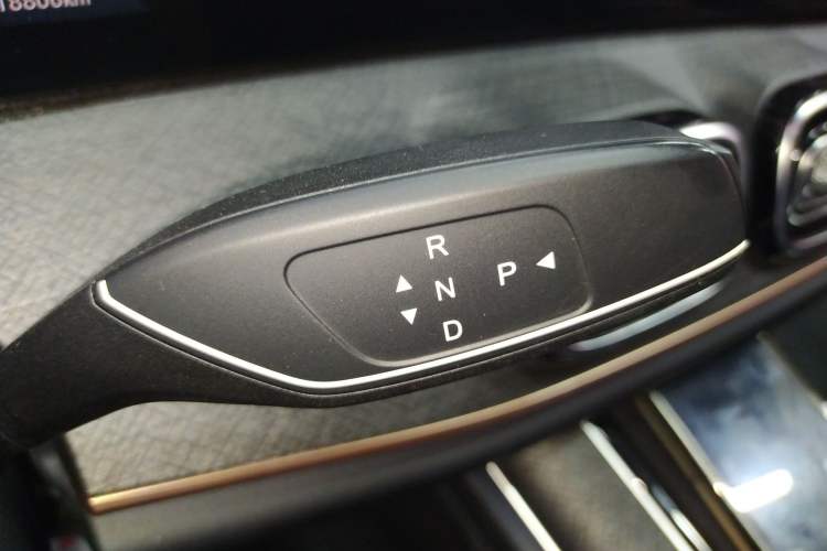 Used Chery Tiggo 9 2023 2.0T Dual-Clutch Two-Wheel Drive Luxury Edition 5 Seats