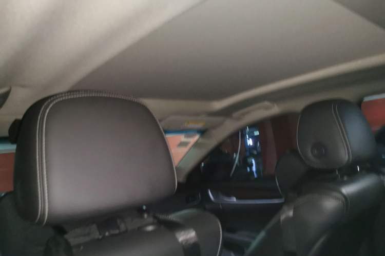 Used Cadillac XTS 2018 28T Elite Edition Headliner