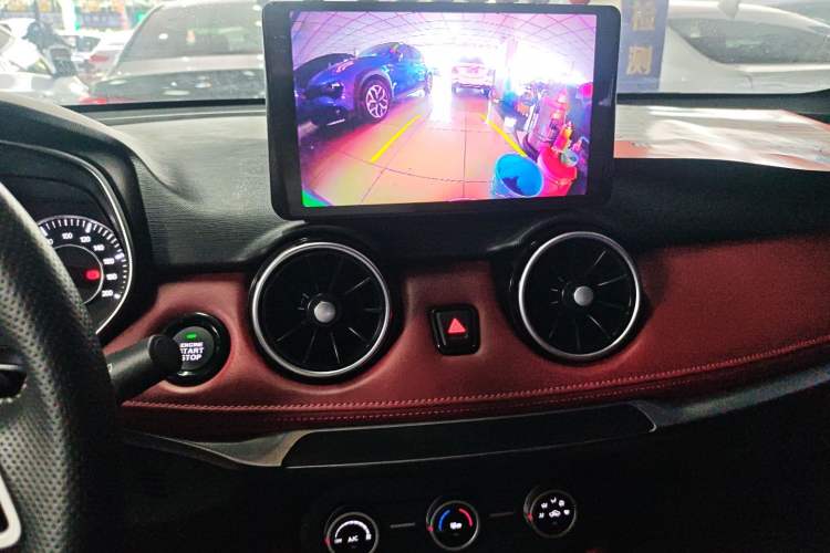 Used Dongfeng Fengon 500 2021 1.5L CVT Enjoyment Version