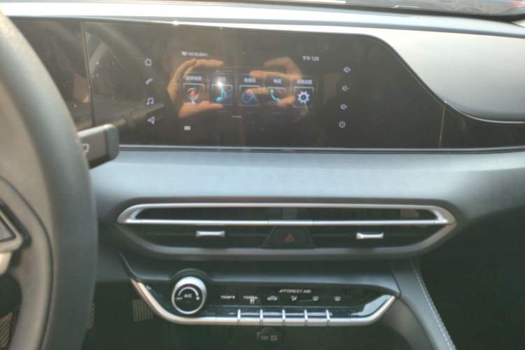 Used CHANGAN Eado 2022 PLUS 1.6L GDI Manual Elite Model
