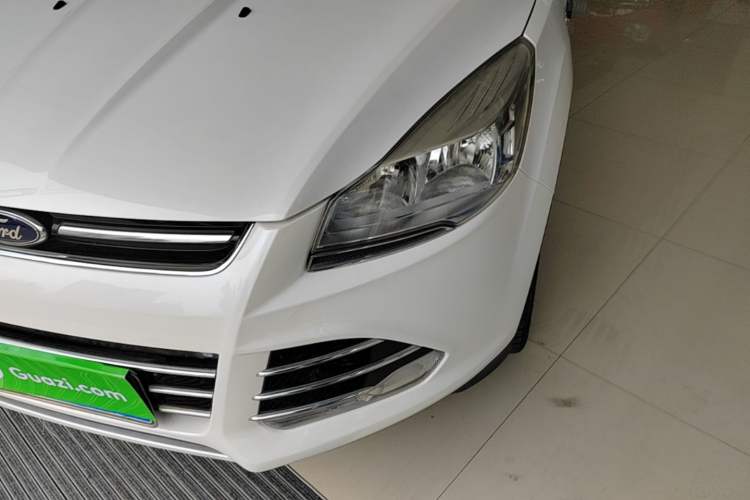 Used Ford Kuga 2013 2.0L GTDi Four-Wheel-Drive Elite Model
