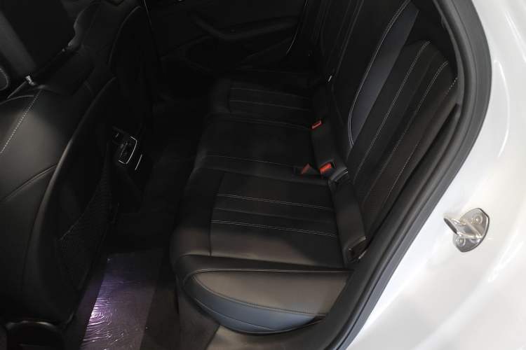 Used Audi A4L 2024 40 TFSI Luxury Dynamic Edition