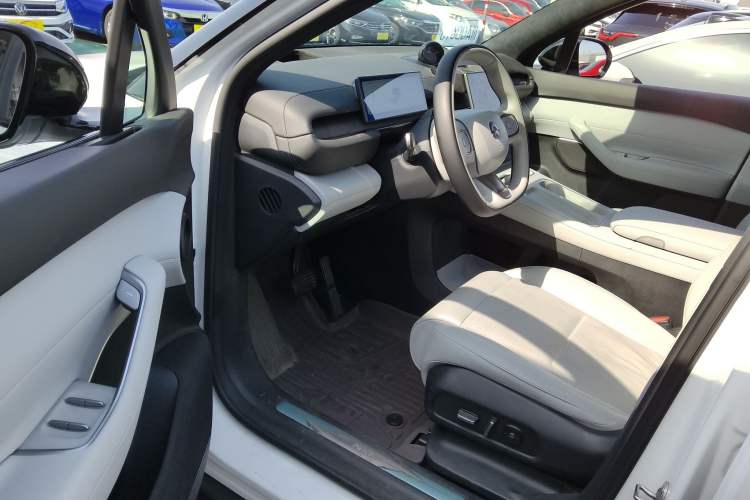 Used Nio ES6 2024 75 kWh Driver Seat