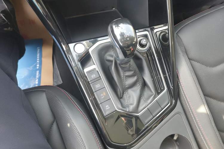 Used Volkswagen Tayron 2019 Teramont Edition 280TSI Two-Wheel Drive Luxury Model China VI Standard
